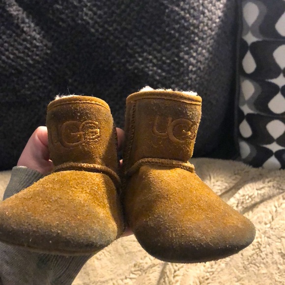 Ugg Boots - Picture 1 of 7